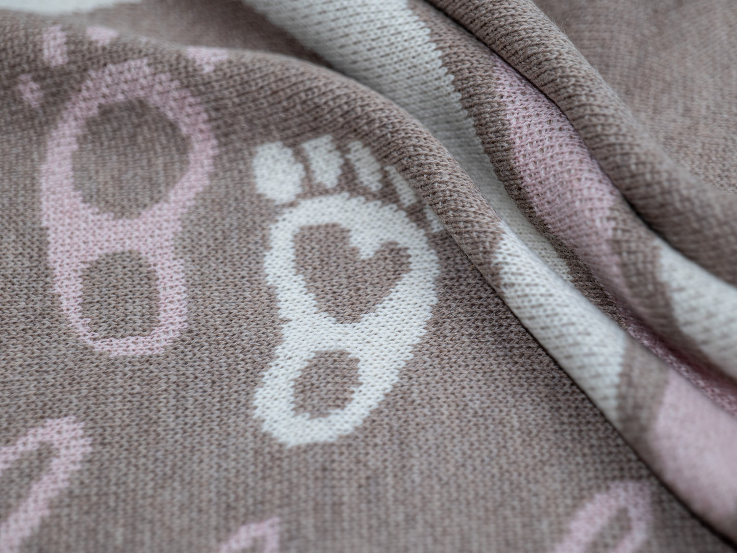 PERSONALIZUOTAS VAIVORYKŠTĖS PLEDAS MERGAITĖMS | RUDA SPALVA