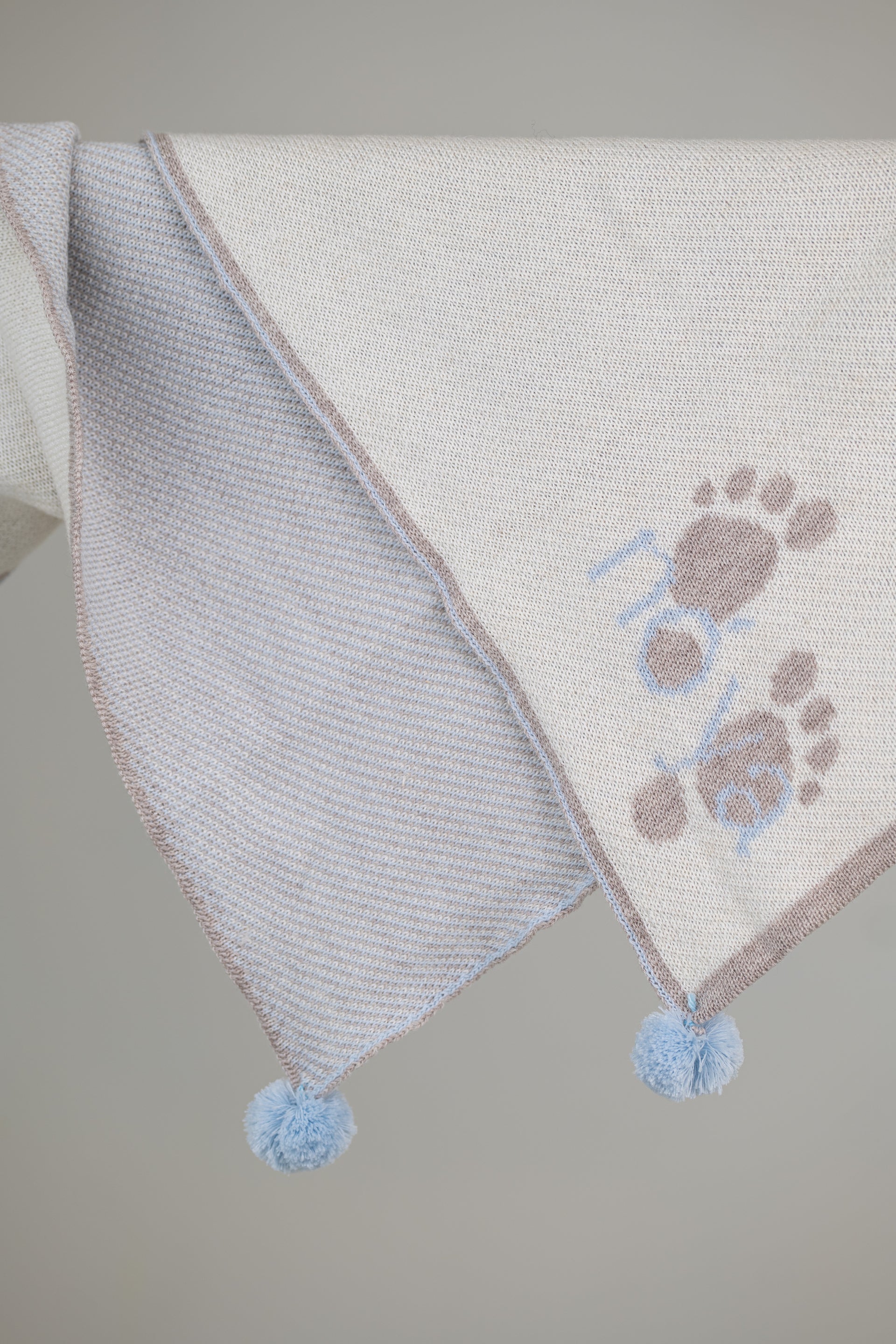 PERSONALIZED NAME BLANKET FOR BOYS | WHITE