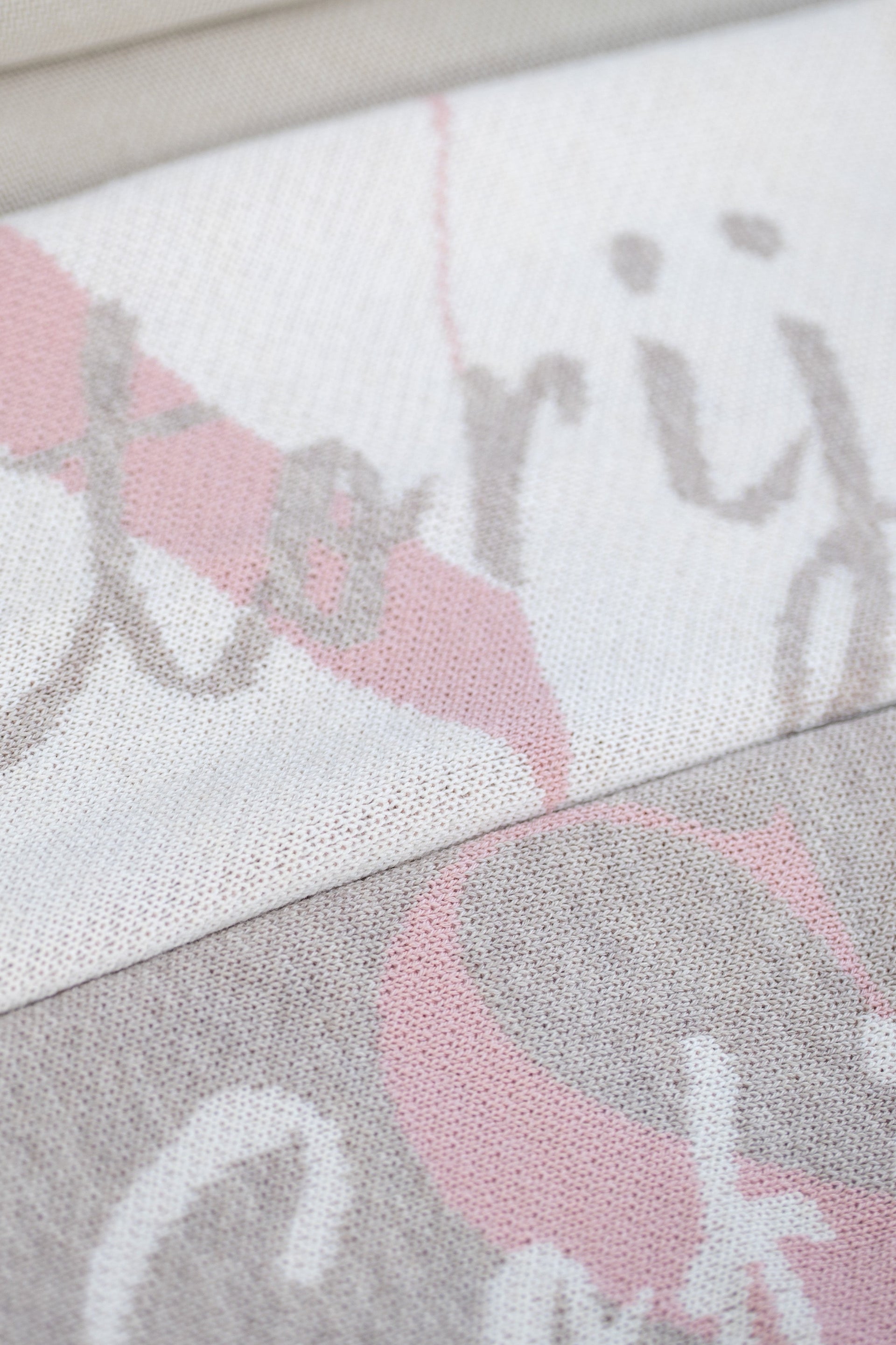 PERSONALIZED NAME BLANKET FOR GIRLS | BROWN